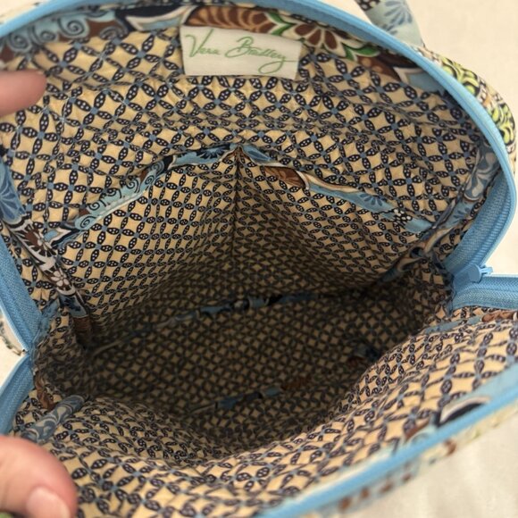 Vera Bradley Quilted Small Backpack Magnetic Front Flap Blue Brown Floral Design - Picture 2 of 9